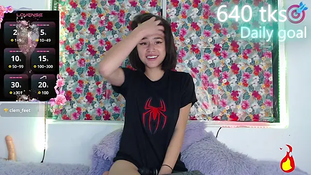 Snapshot of -Gwen- chatting on 01.22.25 -Gwen- online show from 01.22.25