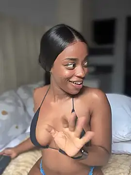 Snapshot of BhadBhad_Kitty chatting on 03.22.25 BhadBhad Kitty online show from 03.22.25