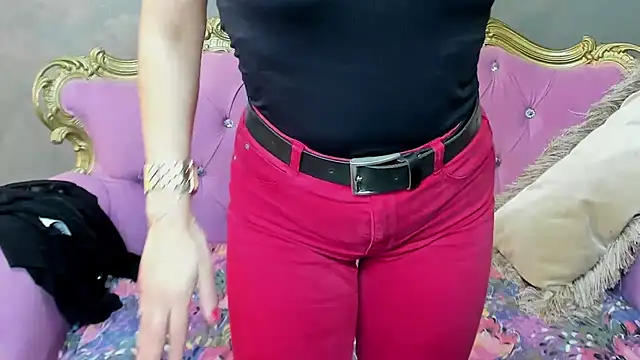 DivinSandra online show from 02.24.25