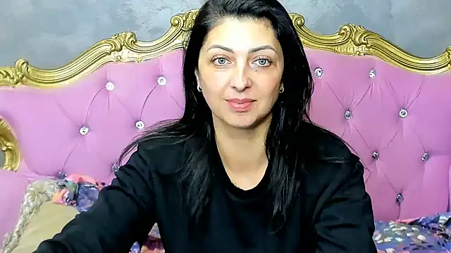 DivinSandra online show from 02.27.25