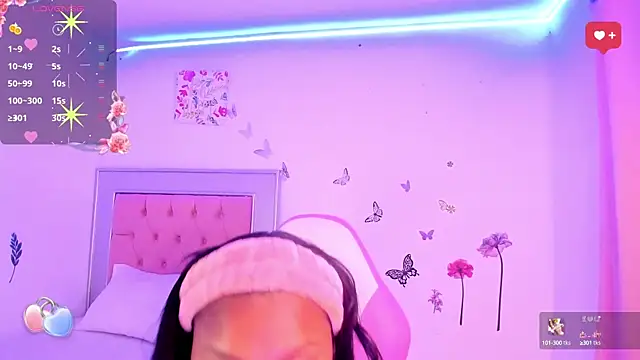 LaurinMonroe online show from 01.11.25