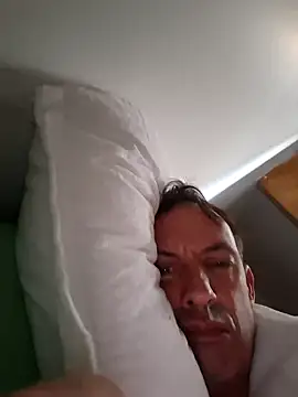 Snapshot of bagoulo chatting on 10.06.25 bagoulo online show from 10.06.25