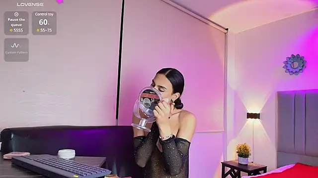 Chloe Cherry21 online show from 02.01.25