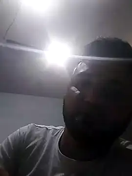 SINUECASTILLO online show from 01.05.25