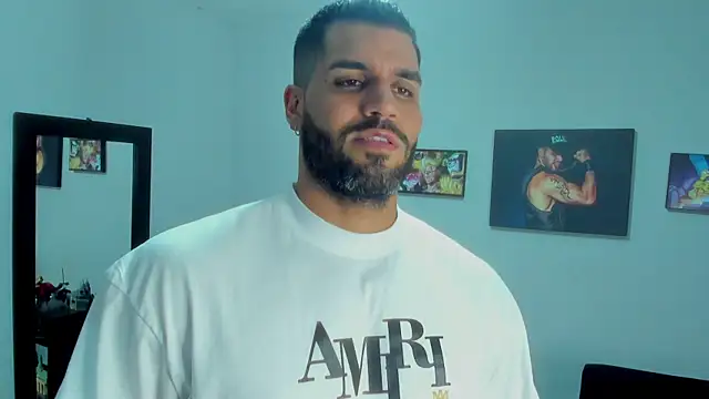 Snapshot of SamirHazard97 chatting on 11.28.25 SamirHazard97 online show from 11.28.25