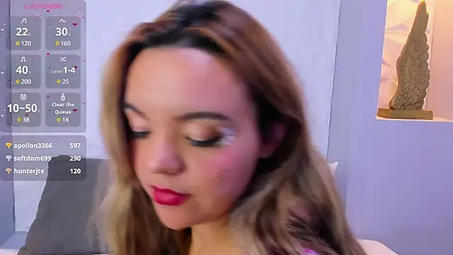 EmilyRouss  online show from 02.01.25