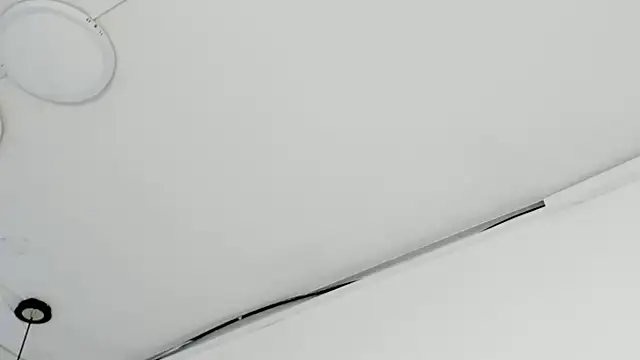 melody suarez online show from 02.26.25