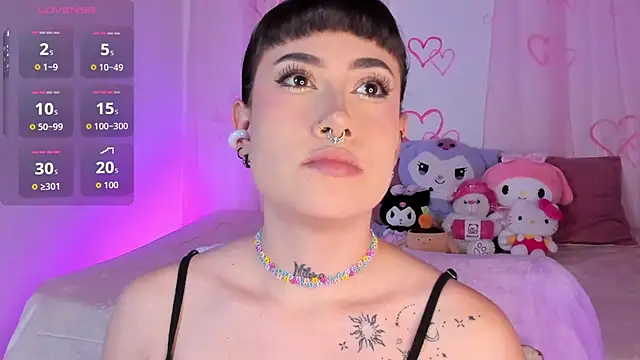 melody suarez online show from 10.08.25