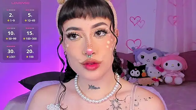 melody suarez online show from 10.18.25