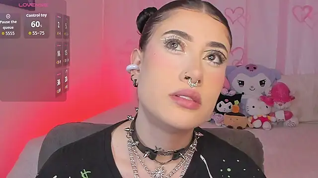 melody suarez online show from 11.08.25