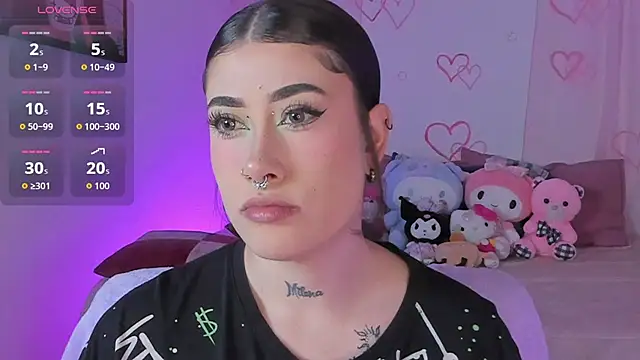 melody suarez online show from 11.22.25