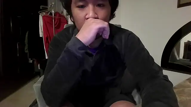 bigasianloads25 online show from 11.29.25
