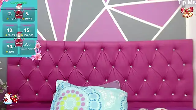 Snapshot of miranda_vegaa chatting on 12.12.24 miranda vegaa online show from 12.12.24