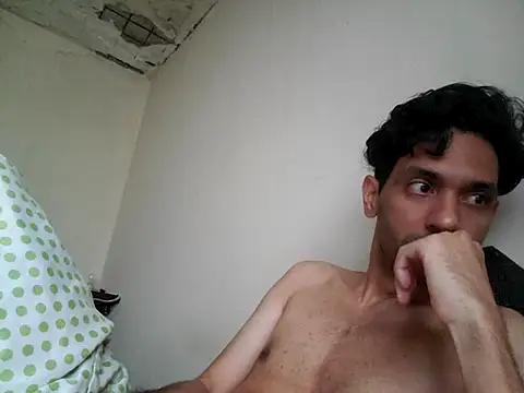 Snapshot of johda1 chatting on 11.29.25 johda1 online show from 11.29.25