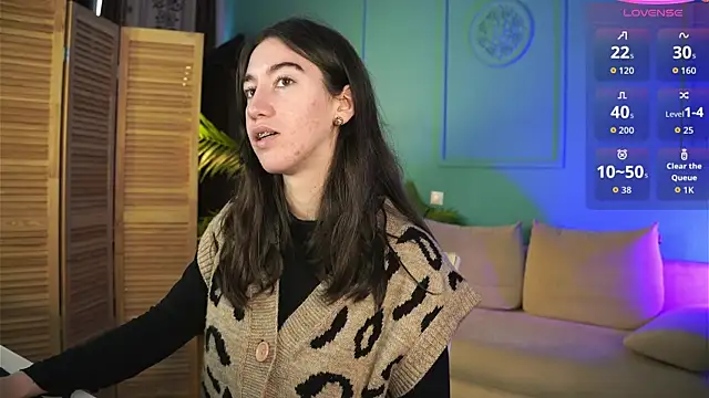 Belle Via online show from 10.20.25