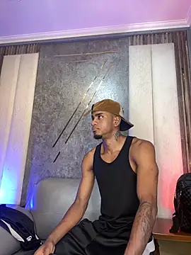 AaronCruz  online show from 02.05.26