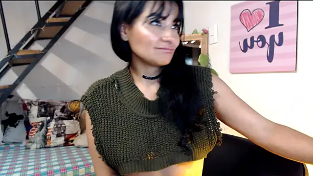 Snapshot of luna_sky83 chatting on 02.11.25 luna sky83 online show from 02.11.25