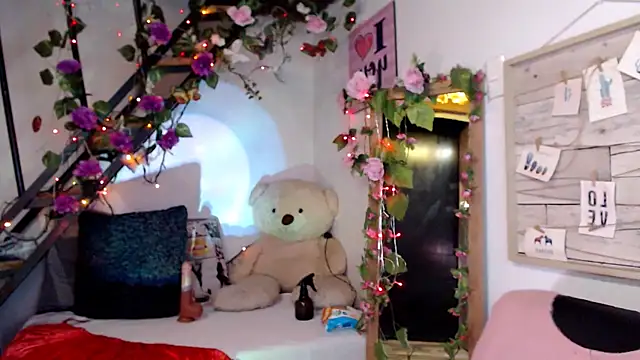 luna sky83 online show from 03.19.26