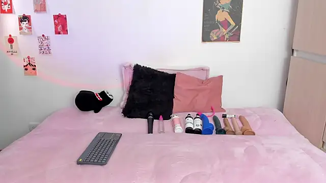 Snapshot of AlyRoses chatting on 01.10.25 AlyRoses online show from 01.10.25