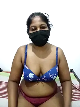 Aroma Sl online show from 03.08.25