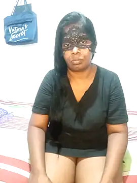 Aroma Sl online show from 11.03.25