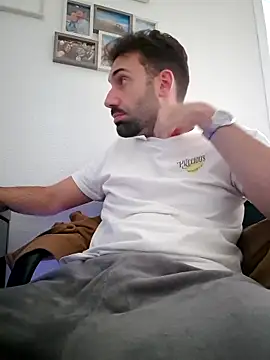 Snapshot of espanolmadrid chatting on 11.09.25 espanolmadrid online show from 11.09.25