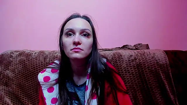 Snapshot of AlmaQueen chatting on 12.06.24 AlmaQueen online show from 12.06.24