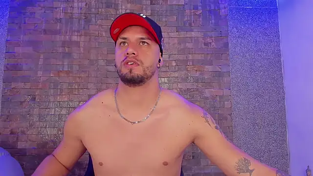 Snapshot of Jacoob19_ chatting on 12.21.24 Jacoob19 online show from 12.21.24