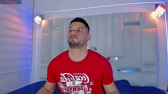 Snapshot of Jacoob19_ chatting on 02.01.25 Jacoob19 online show from 02.01.25