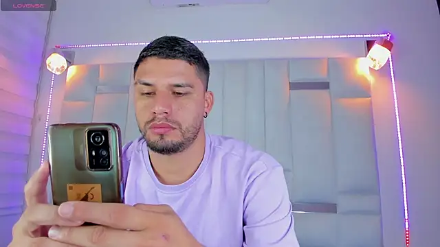 Snapshot of Jacoob19_ chatting on 02.06.25 Jacoob19 online show from 02.06.25