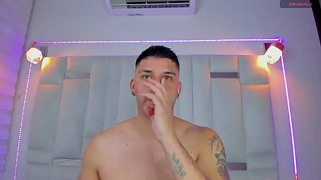 Snapshot of Jacoob19_ chatting on 03.01.25 Jacoob19 online show from 03.01.25