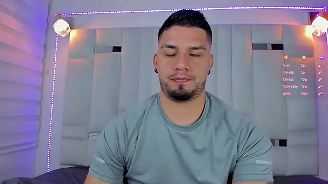 Snapshot of Jacoob19_ chatting on 03.12.25 Jacoob19 online show from 03.12.25