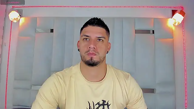 Snapshot of Jacoob19_ chatting on 03.13.25 Jacoob19 online show from 03.13.25