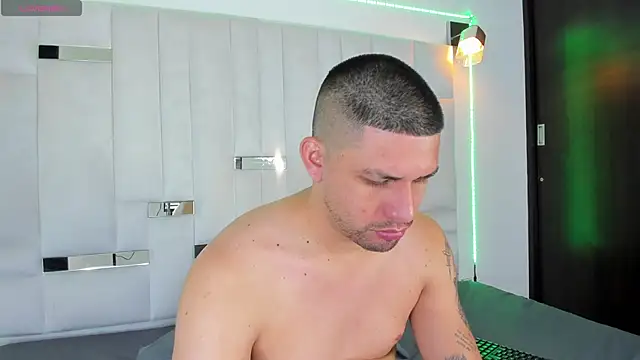 Snapshot of Jacoob19_ chatting on 10.18.25 Jacoob19 online show from 10.18.25