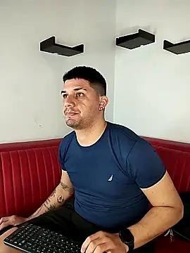 Snapshot of Jacoob19_ chatting on 11.22.25 Jacoob19 online show from 11.22.25