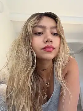amanda-medrano1 online show from 05.27.26