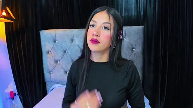 Snapshot of JulessCornett chatting on 03.05.25 JulessCornett online show from 03.05.25