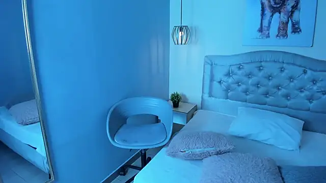 Snapshot of escarleth__ chatting on 02.28.26 escarleth online show from 02.28.26