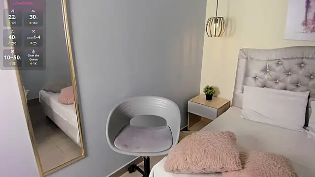 escarleth   online show from 03.18.26