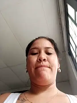 Miia grand online show from 03.04.25