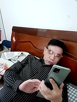 Snapshot of yjw6688 chatting on 04.23.26 yjw6688 online show from 04.23.26