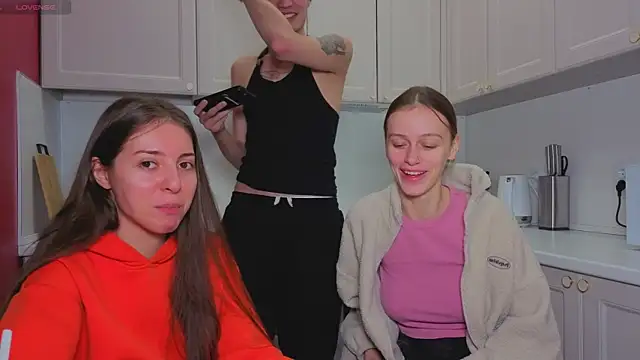 fcjuicy pussy online show from 12.01.25