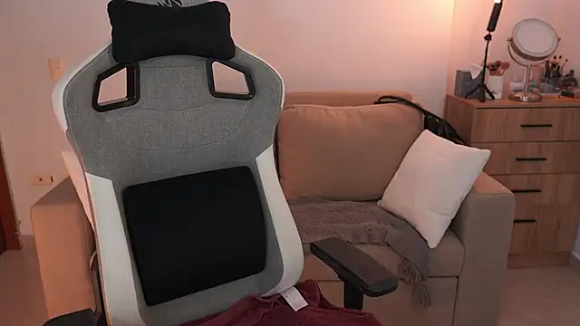 anyacutex online show from 02.11.26