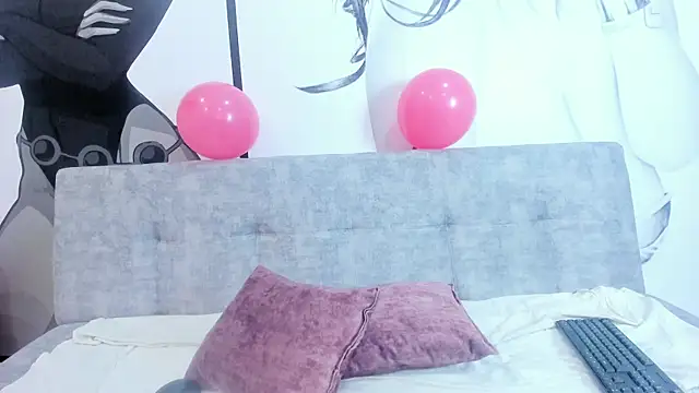 Snapshot of Siena_morales chatting on 02.14.25 Siena morales online show from 02.14.25