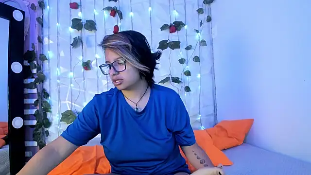 NovaGlitz online show from 01.23.25