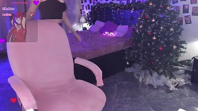 KarambaMoon online show from 12.15.25