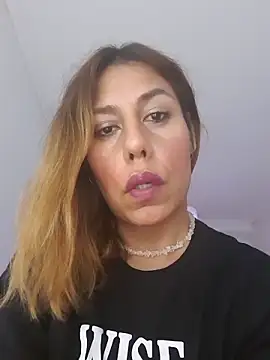 Yerucita online show from 03.15.25