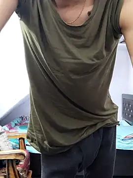 Snapshot of Habibi_big_b chatting on 01.13.25 Habibi big b online show from 01.13.25