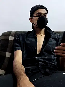 Snapshot of Habibi_big_b chatting on 02.24.25 Habibi big b online show from 02.24.25