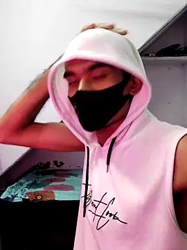 Snapshot of Habibi_big_b chatting on 09.27.25 Habibi big b online show from 09.27.25